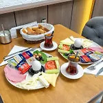 Hotel Luxury Life Istanbul