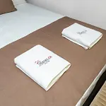Luxury Life Hotel