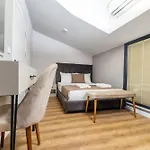 Hotel Luxury Life