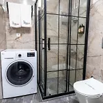 Hotel Luxury Life 3*