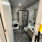 Luxury Life Hotel 3*