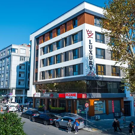 Luxury Life Otel