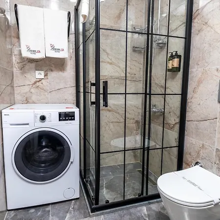 Otel Luxury Life 3*