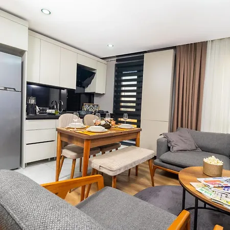 Luxury Life İstanbul