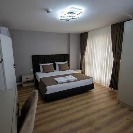 Hotel Luxury Life 3*