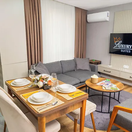 Luxury Life Otel