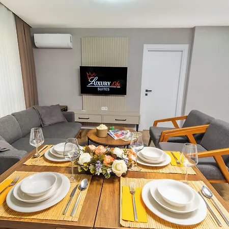 Luxury Life Hotel