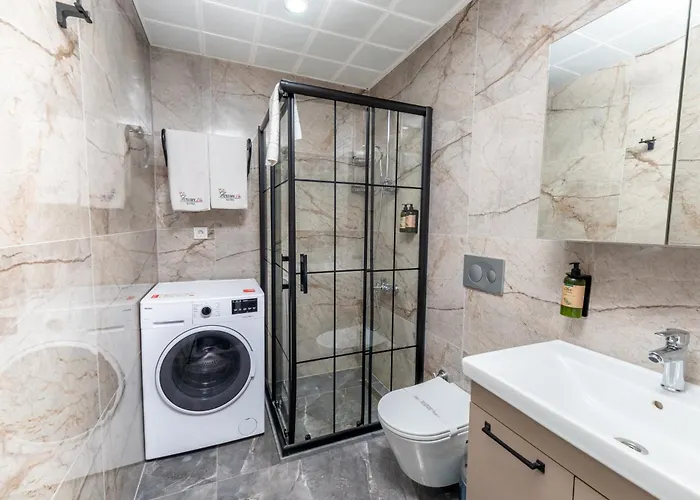 Luxury Life İstanbul