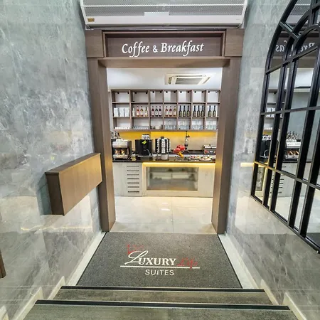 Hotel Luxury Life